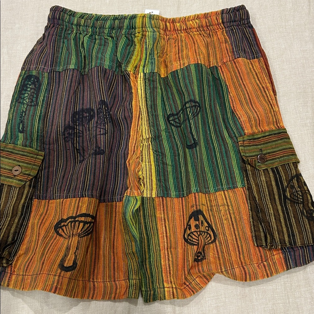 Shop Therapy Mushroom Patchwork Cargo Shorts L/XL… - image 5